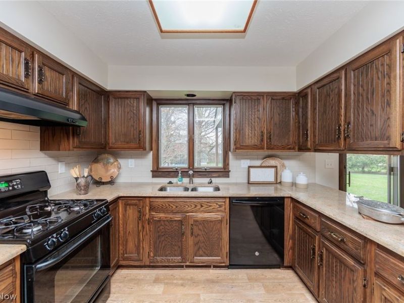 984 Meadowlark Lane, Medina, OH 44256 Photo 18