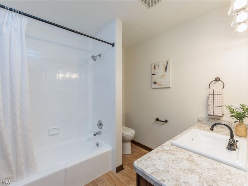 984 Meadowlark Lane, Medina, OH 44256 Photo 24