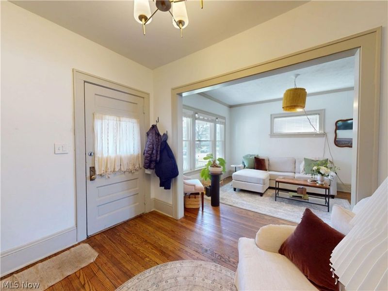 2320 Bellfield Avenue , Cleveland Heights, OH 44106 Photo 2