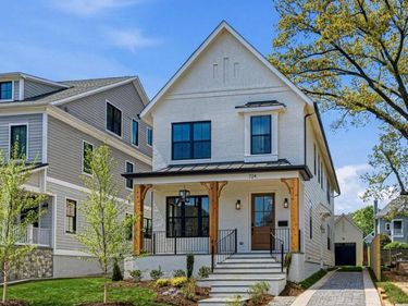 724 N CLEVELAND STREET , ARLINGTON, VA 22201