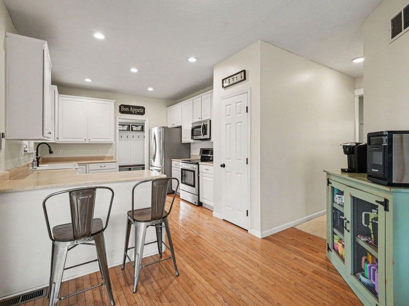 9795 Cherbourg Drive, Union, KY 41091 Photo 10