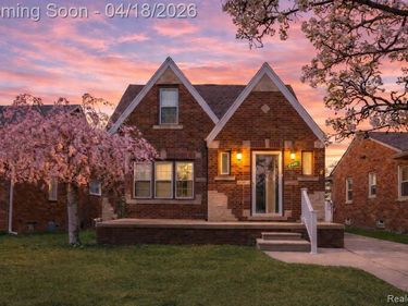 2446 22nd Street, Wyandotte, MI 48192