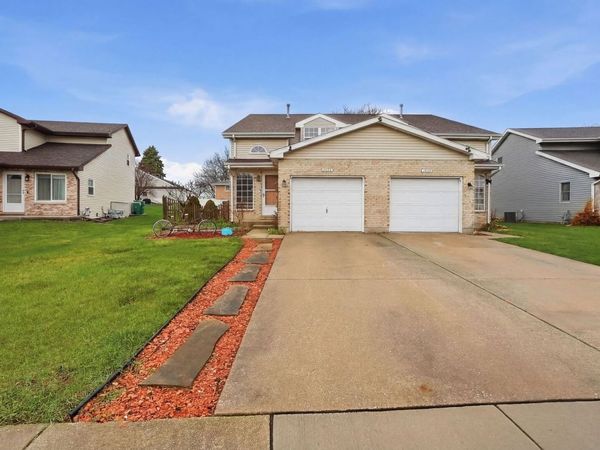 1423 Peachtree Lane , Lockport, IL 60441