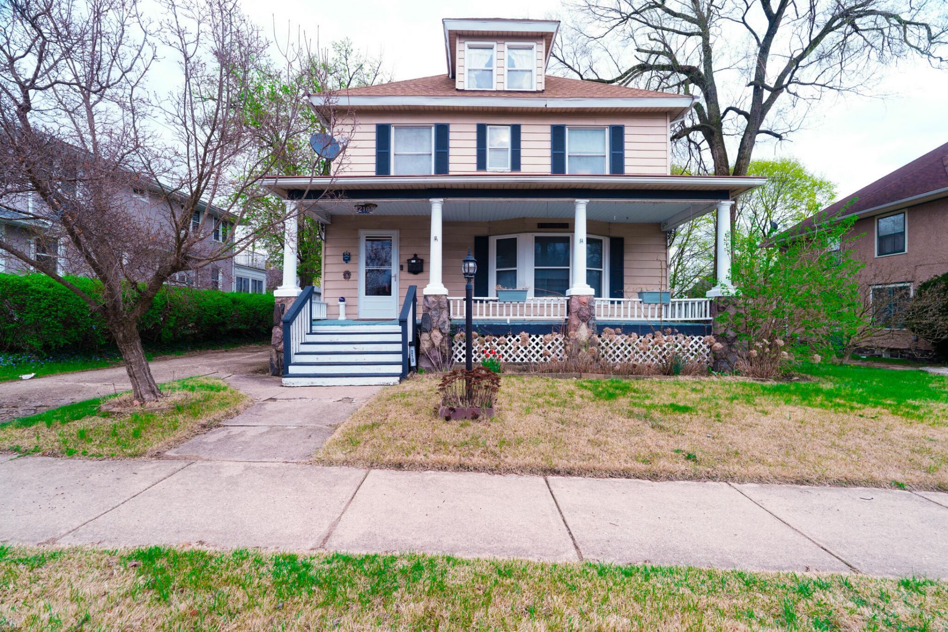 210 Fremont Street, Battle Creek, MI 49017 Main Photo