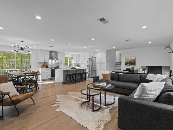 69 Squires, Madison, CT 06443