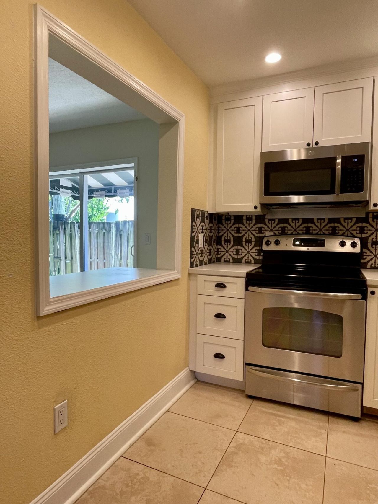 12 S Ocean Breeze, Unit #1, Lake Worth Beach, FL 33460 Photo
