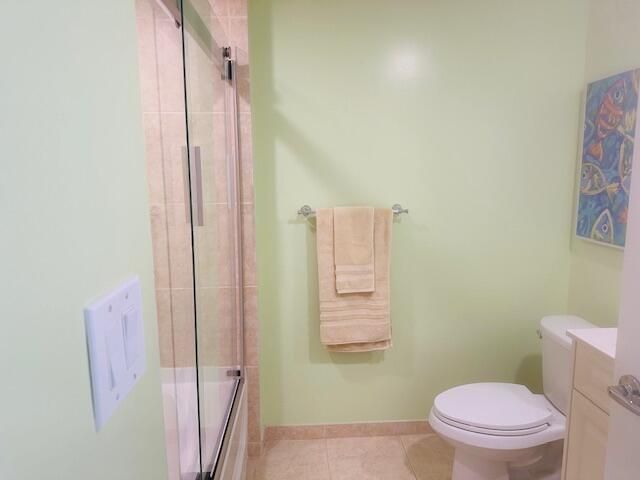 975 NW Flagler Avenue, Unit 403, Stuart, FL 34994 Photo