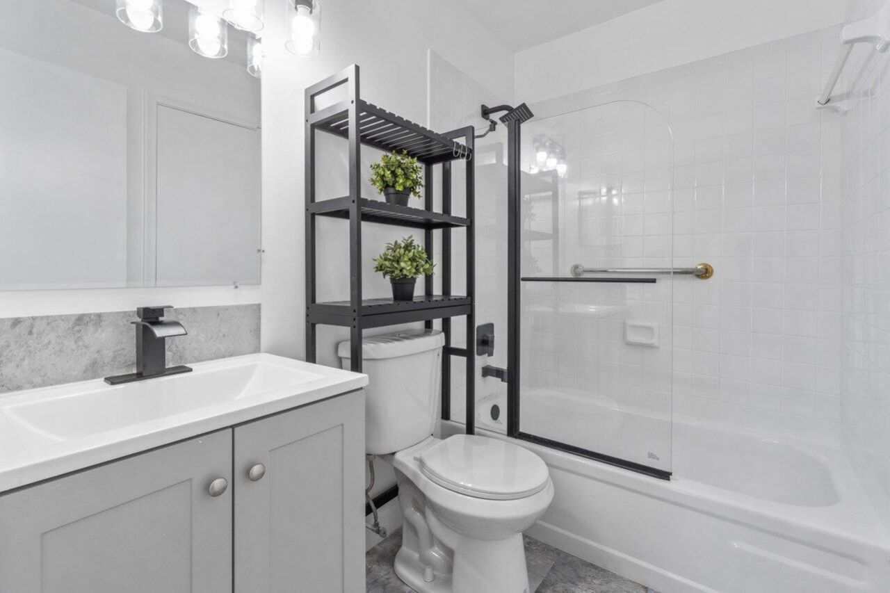 1620 Granfern Avenue, Unit 1620, West Palm Beach, FL 33415 Photo