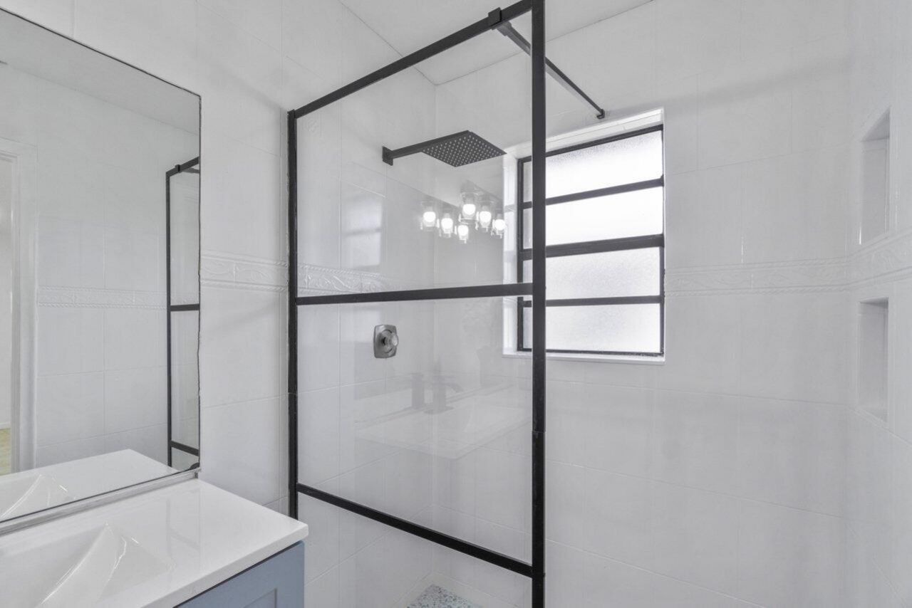 1620 Granfern Avenue, Unit 1620, West Palm Beach, FL 33415 Photo