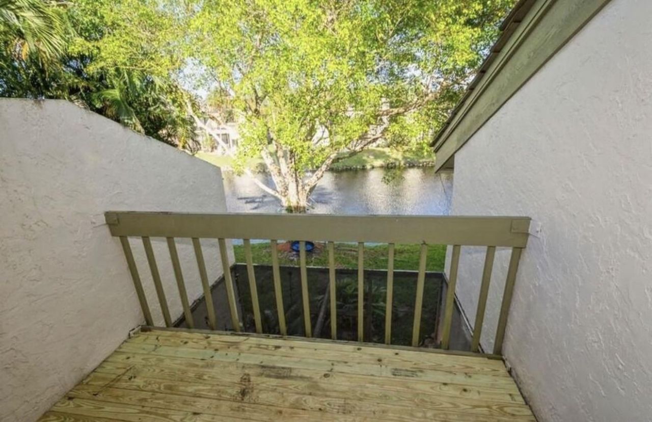 6075 Glendale Drive, Boca Raton, FL 33433 Photo