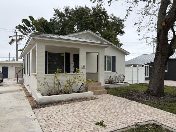 219 SW 17th Street, Fort Lauderdale, FL 33315