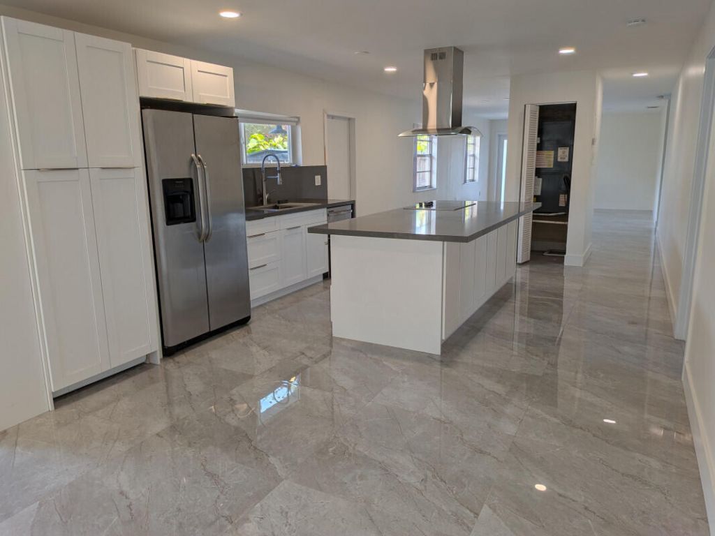 536 NW 43rd Court, Miami, FL 33126 Photo