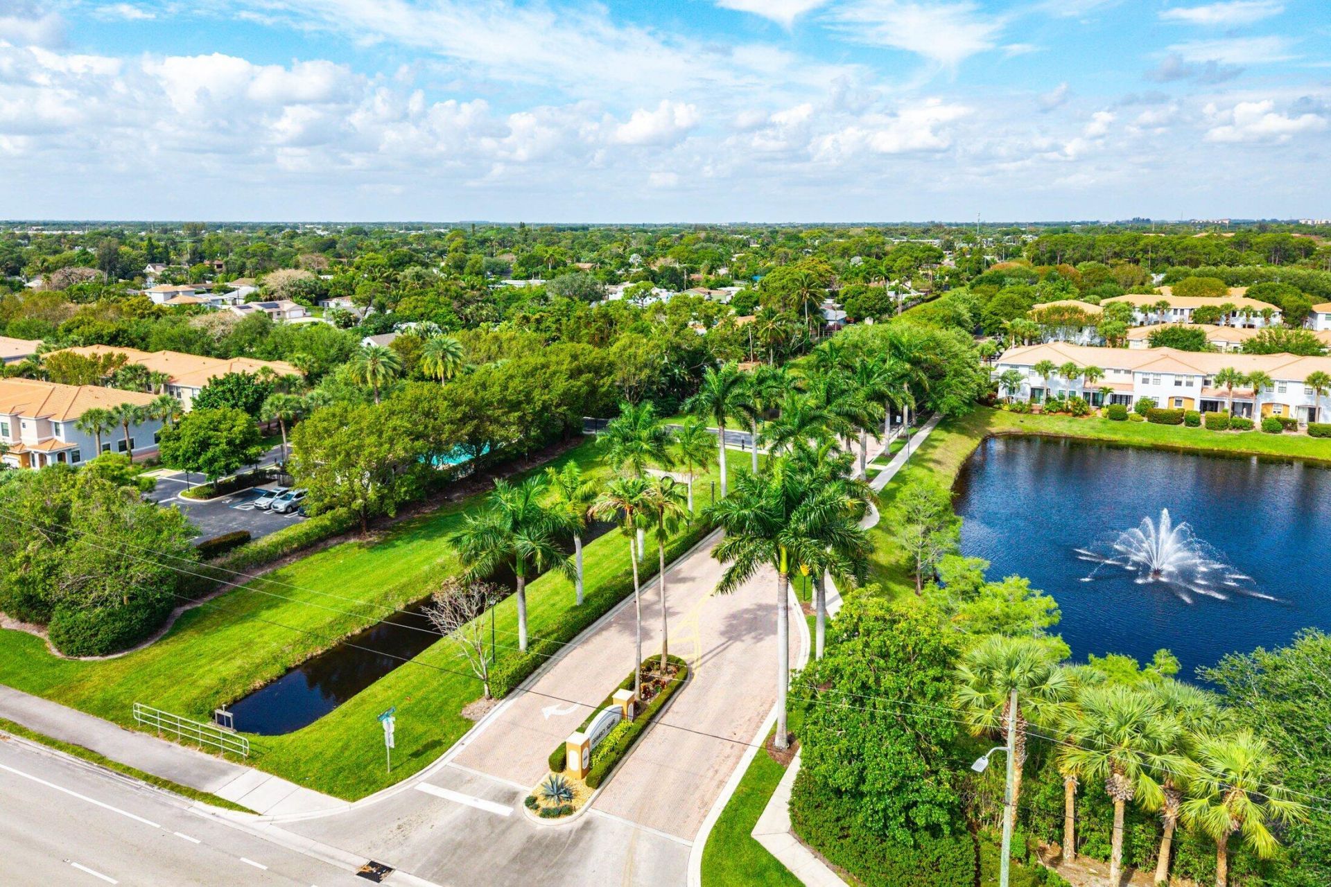 242 E Chrystie Circle, Delray Beach, FL 33484 Photo