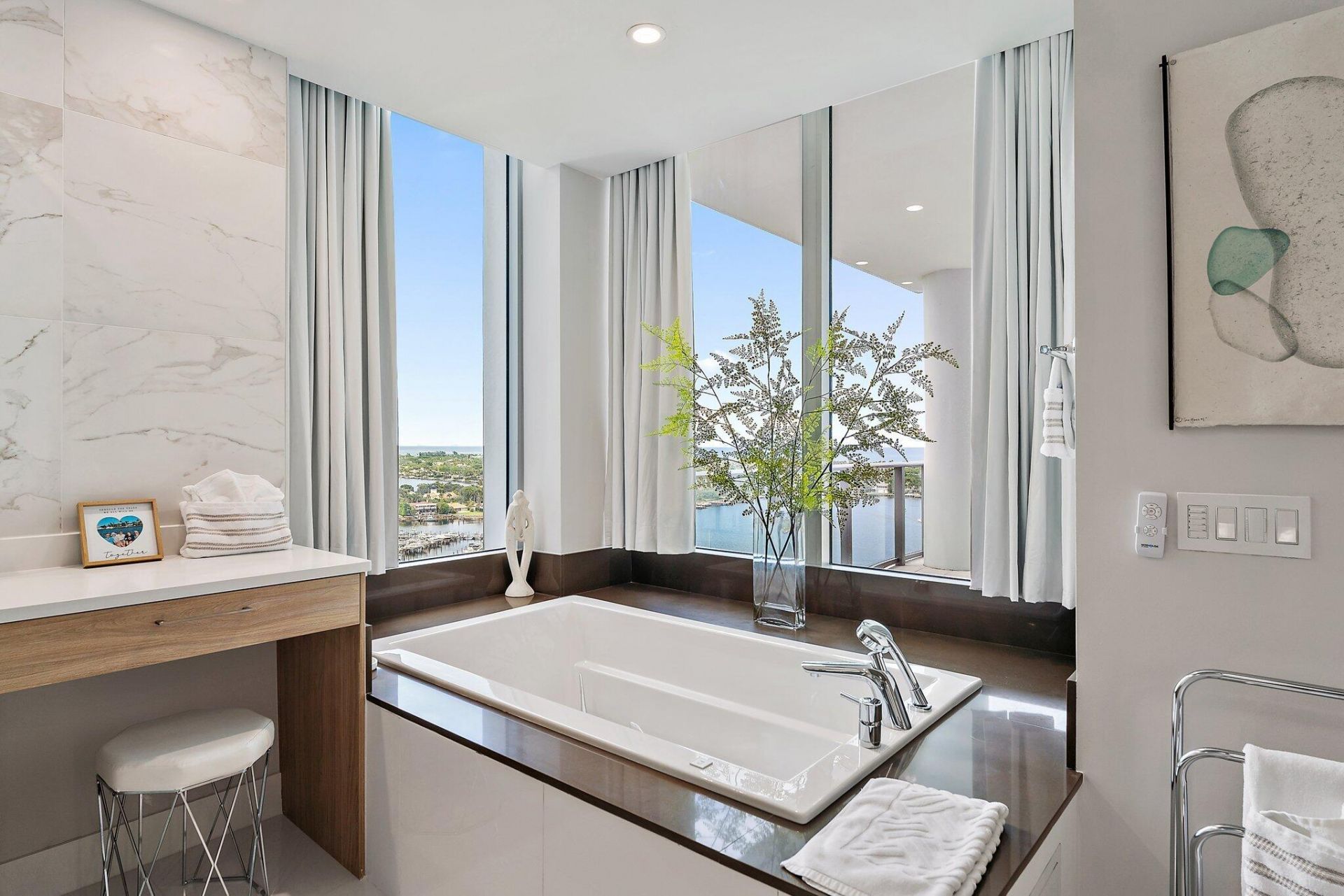 1 Water Club Way, Unit 2003, North Palm Beach, FL 33408 Photo