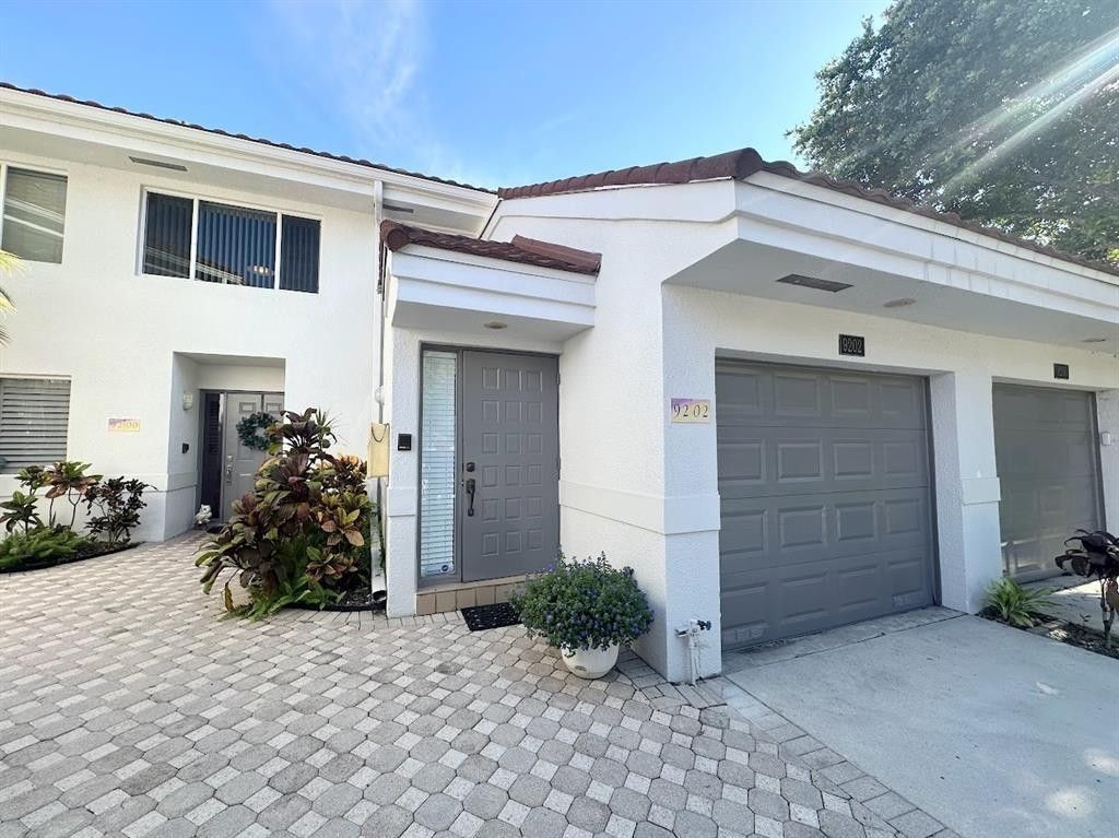 9202 NW 9th Place, Plantation, FL 33324 Photo