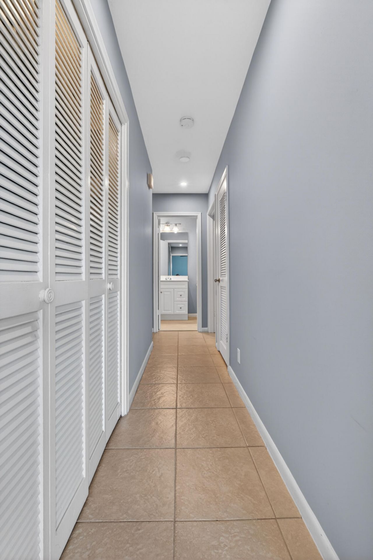 423 Pine Tree Court, Unit 23, Atlantis, FL 33462 Photo