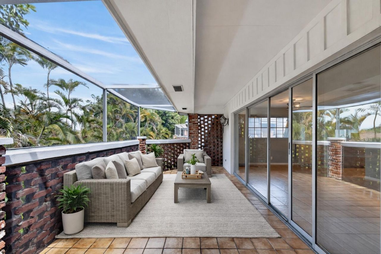 423 Pine Tree Court, Unit 23, Atlantis, FL 33462 Photo