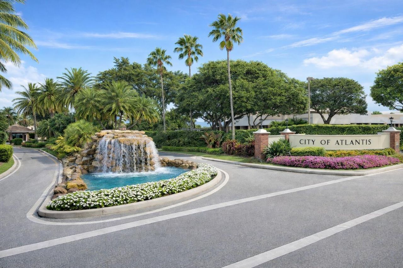 423 Pine Tree Court, Unit 23, Atlantis, FL 33462 Photo