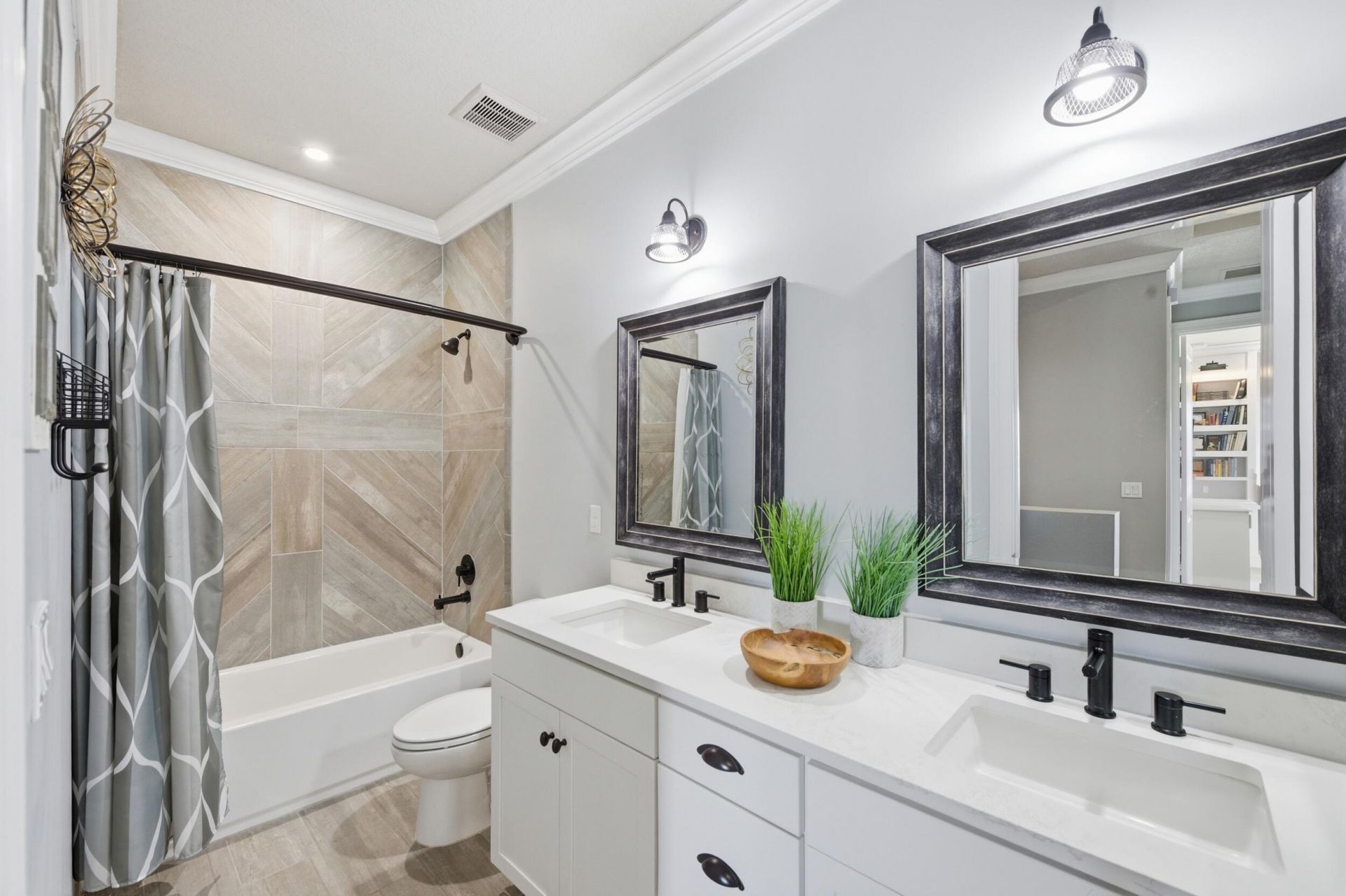 7605 Moonrise Drive, Lake Worth, FL 33467 Photo