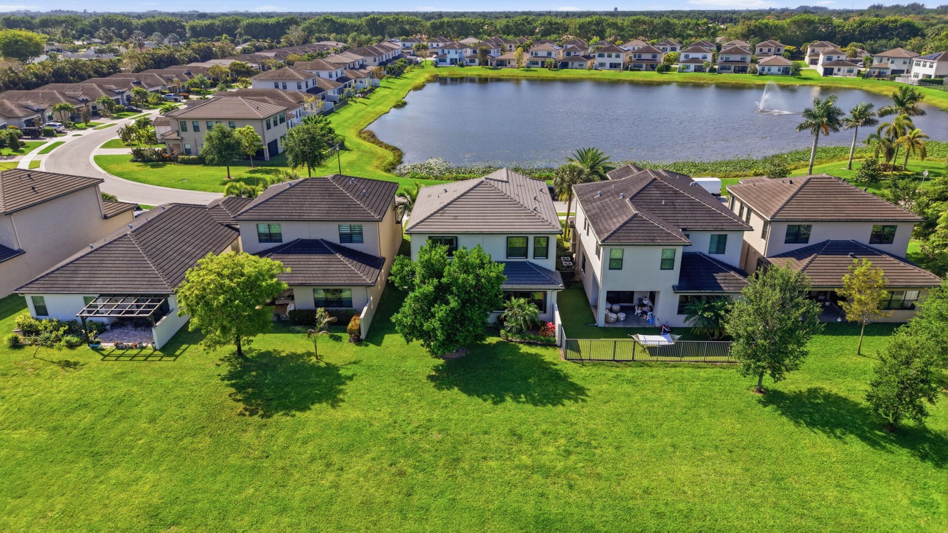 7605 Moonrise Drive, Lake Worth, FL 33467 Photo