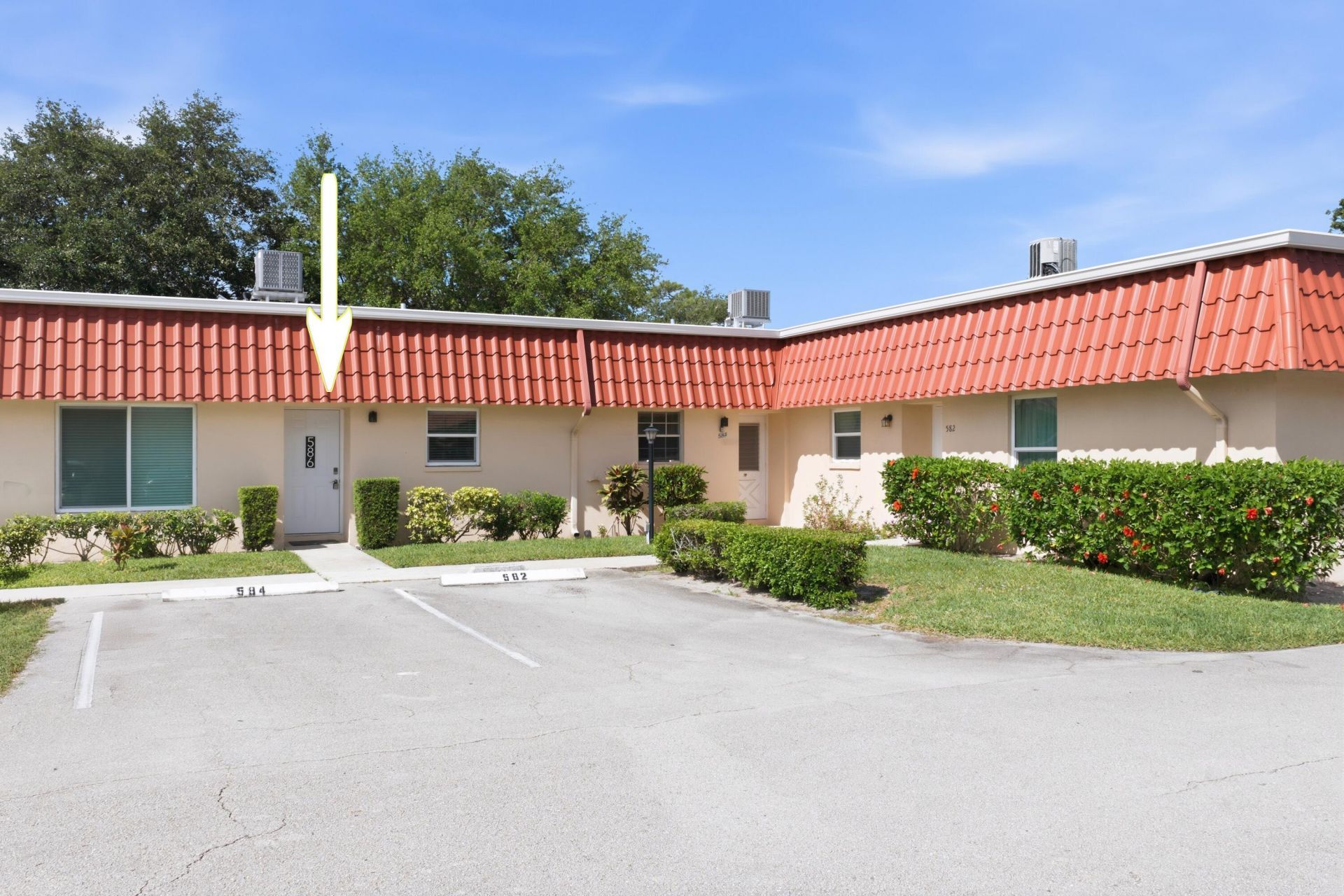 586 Laconia Circle, Lake Worth, FL 33467 Photo