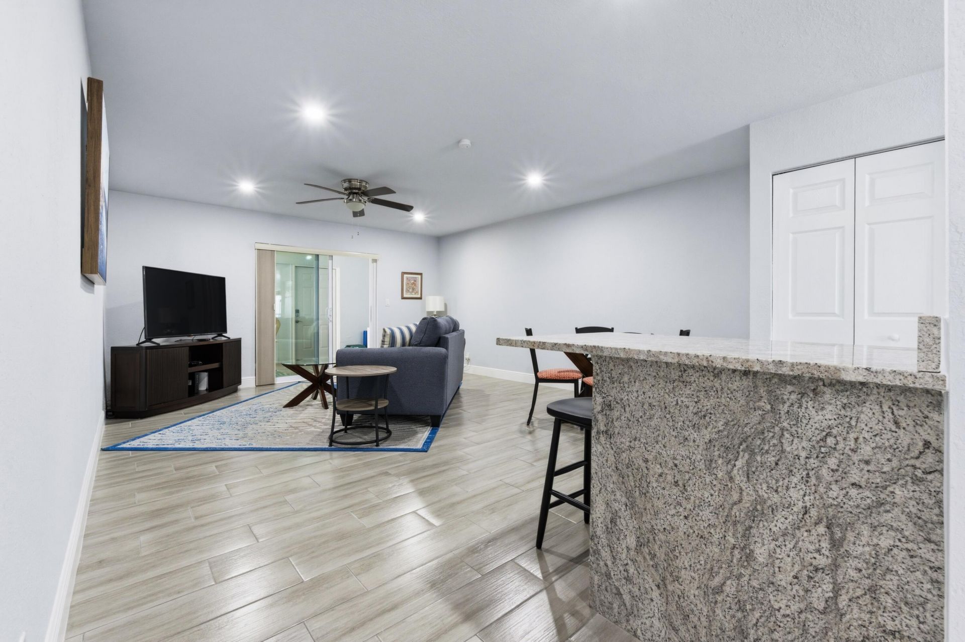 586 Laconia Circle, Lake Worth, FL 33467 Photo