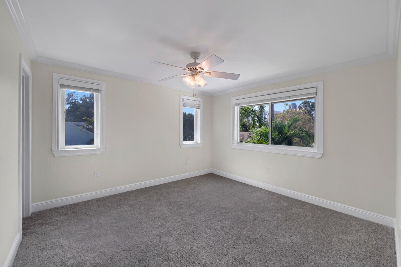 216 SE 10th Street, Fort Lauderdale, FL 33316 Photo