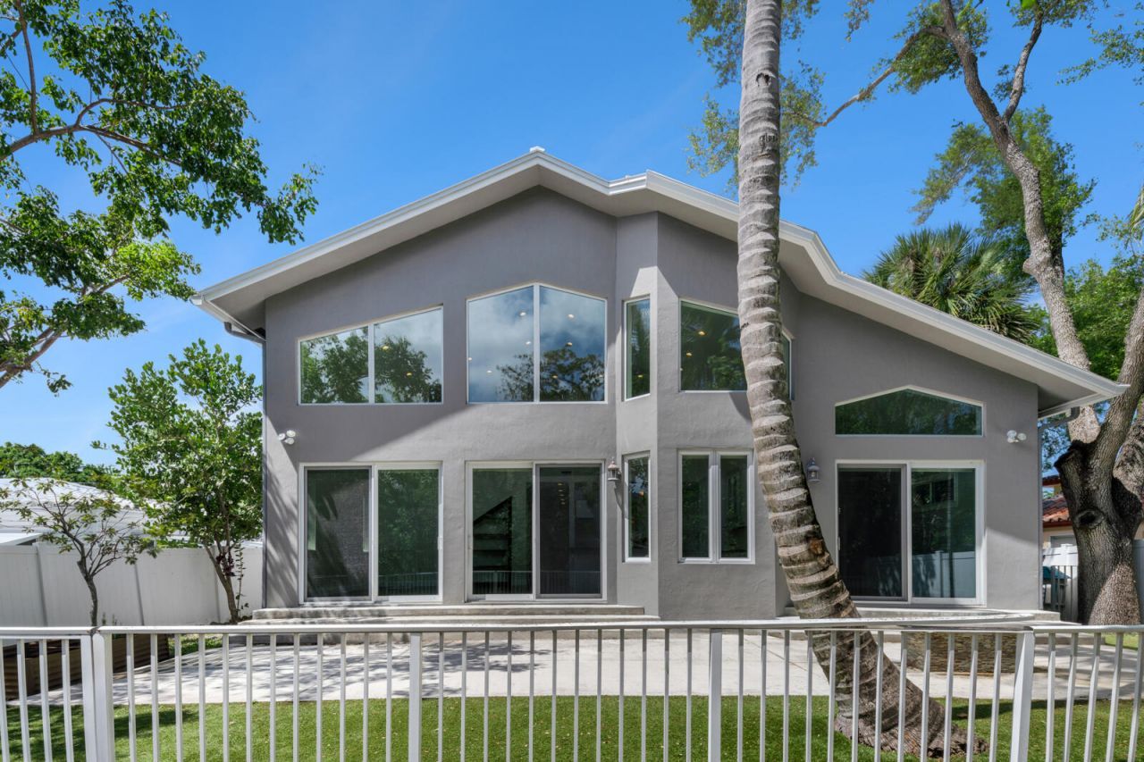 216 SE 10th Street, Fort Lauderdale, FL 33316 Photo