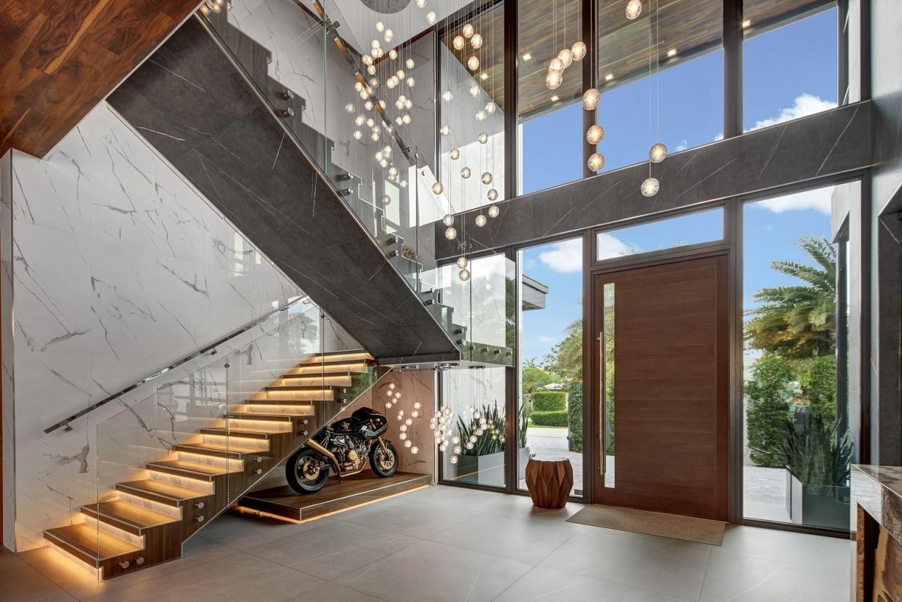 671 Middle River Drive, Fort Lauderdale, FL 33304 Photo