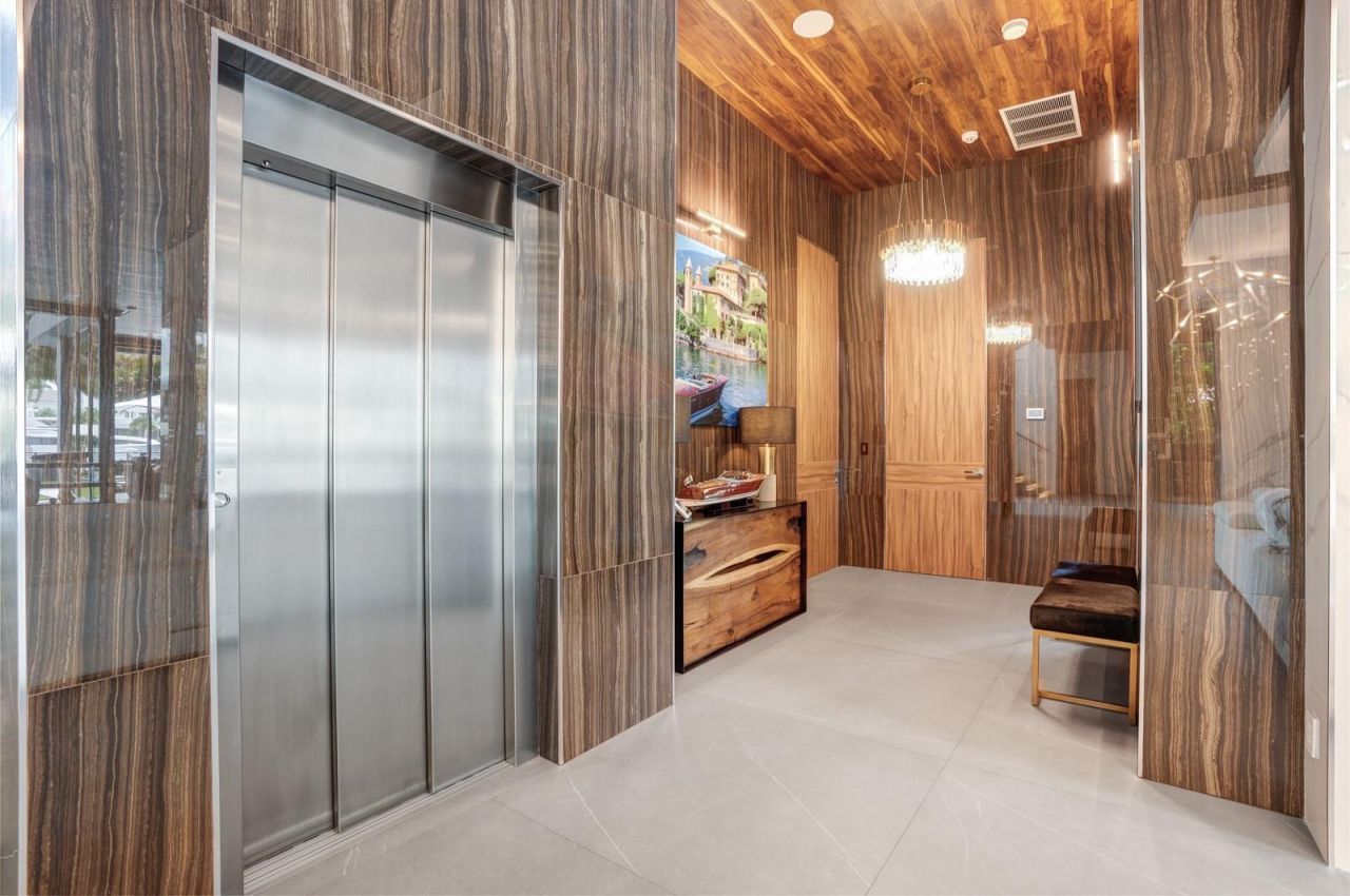 671 Middle River Drive, Fort Lauderdale, FL 33304 Photo