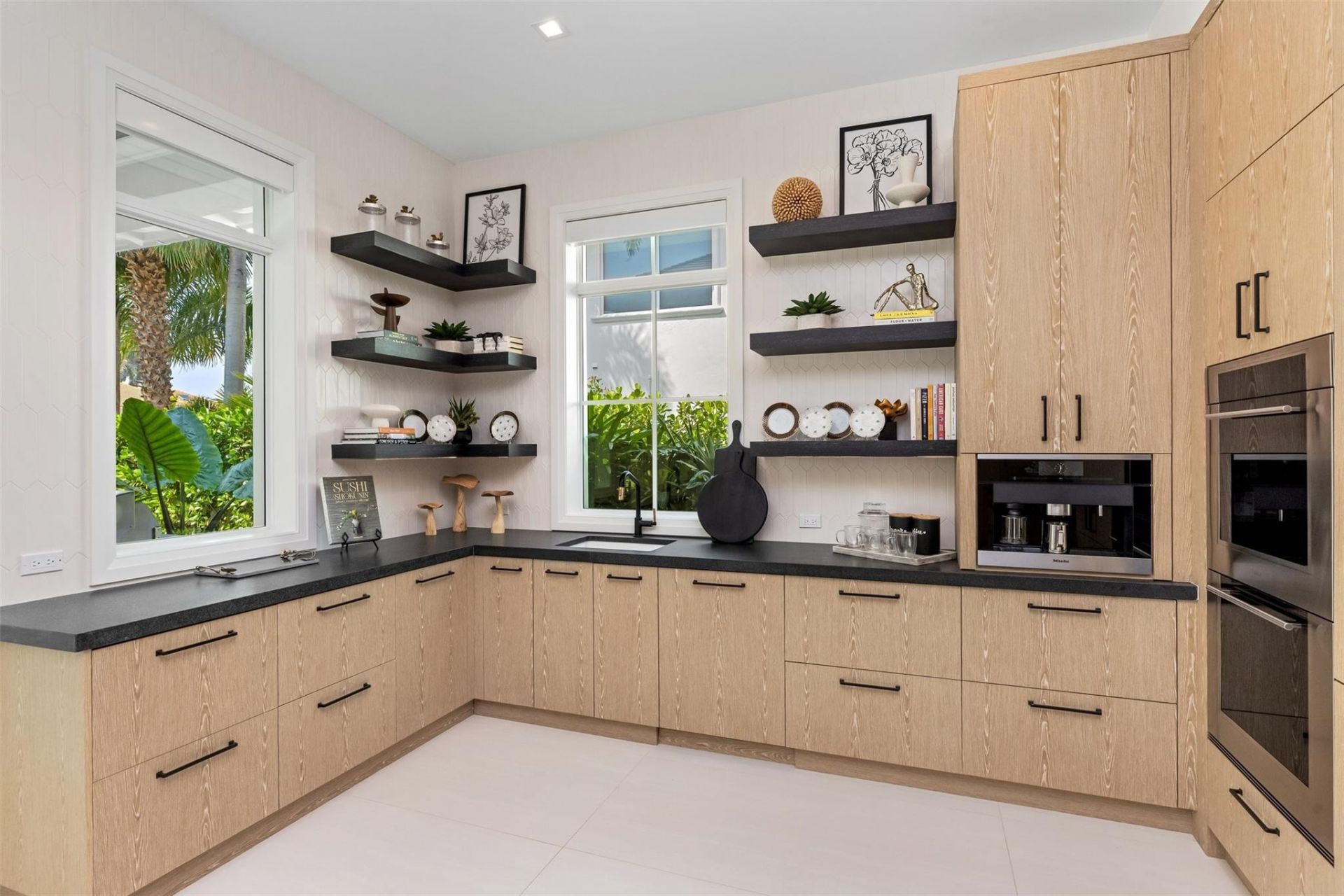 2520 Del Lago Drive, Fort Lauderdale, FL 33316 Photo