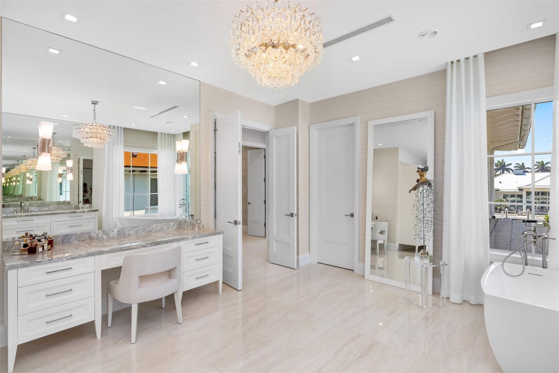 2520 Del Lago Drive, Fort Lauderdale, FL 33316 Photo