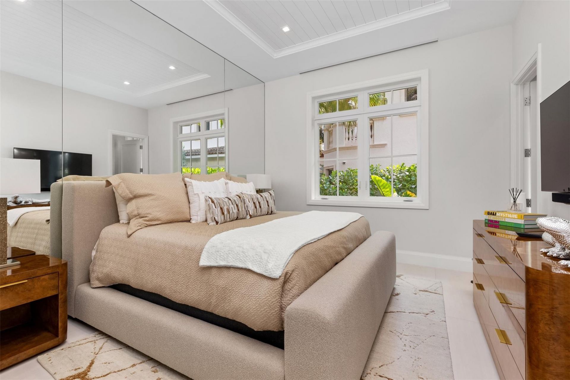 2520 Del Lago Drive, Fort Lauderdale, FL 33316 Photo