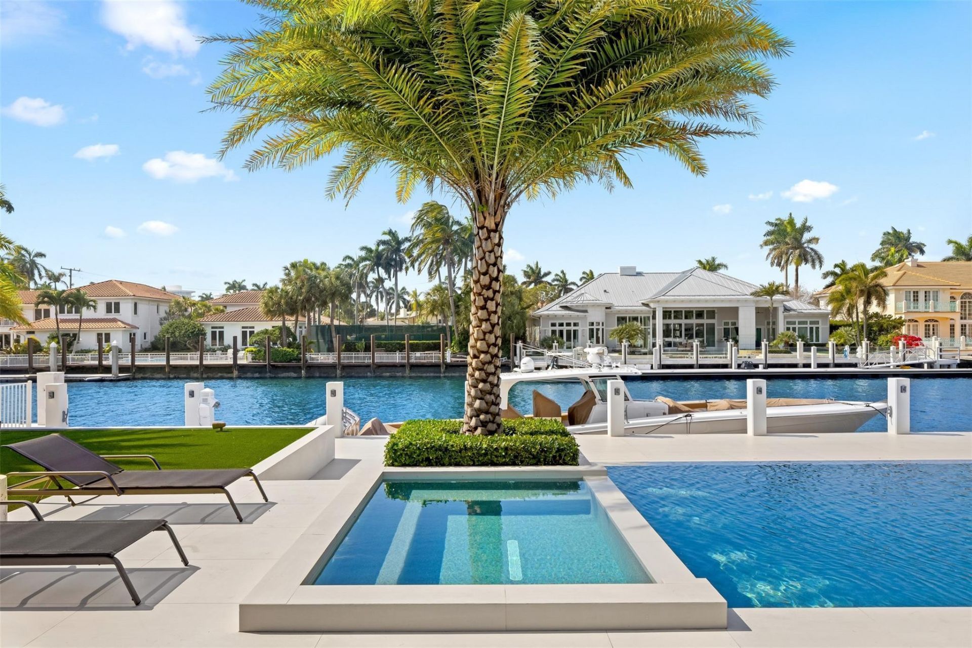 2520 Del Lago Drive, Fort Lauderdale, FL 33316 Photo