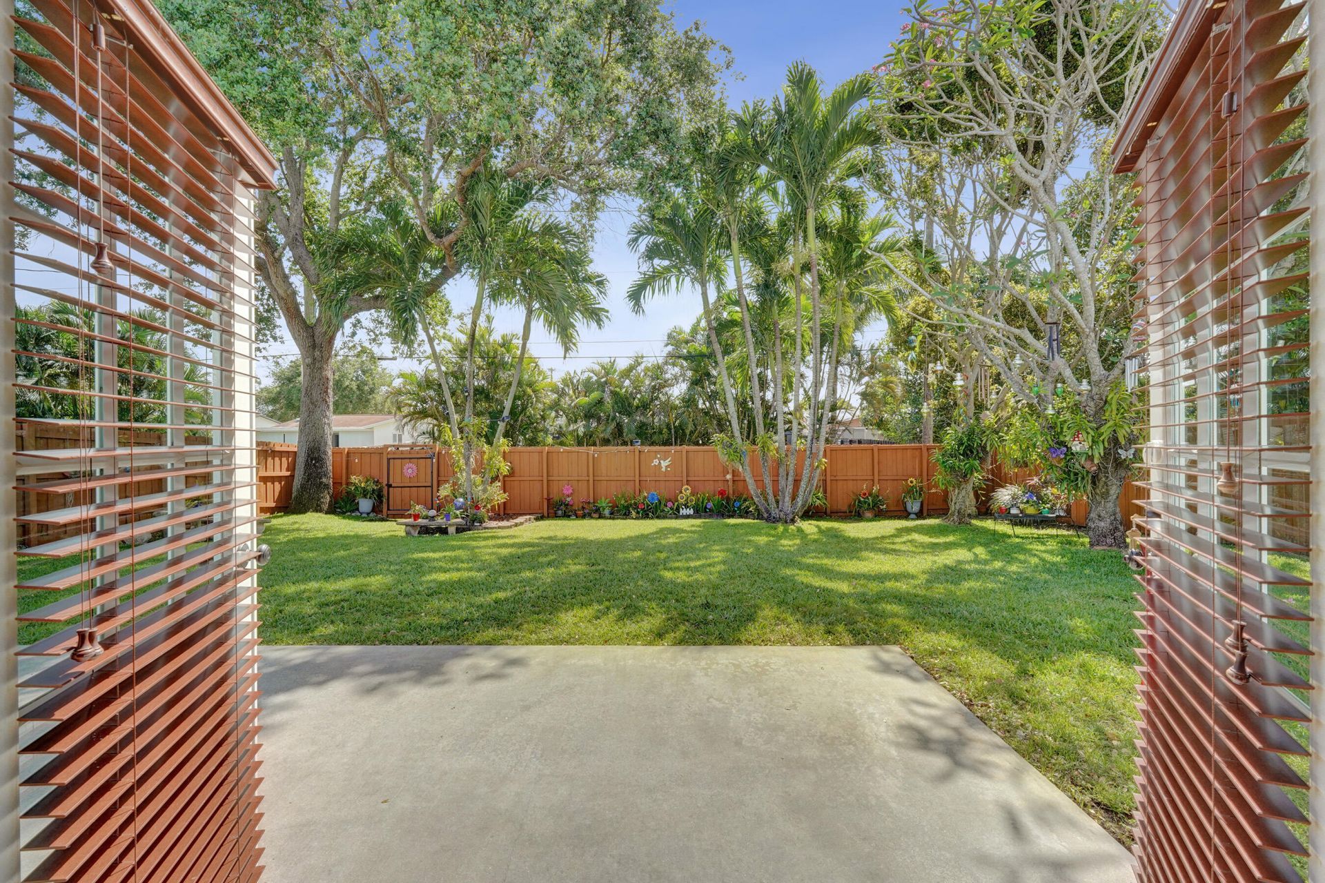 1921 N 49th Avenue, Hollywood, FL 33021 Photo