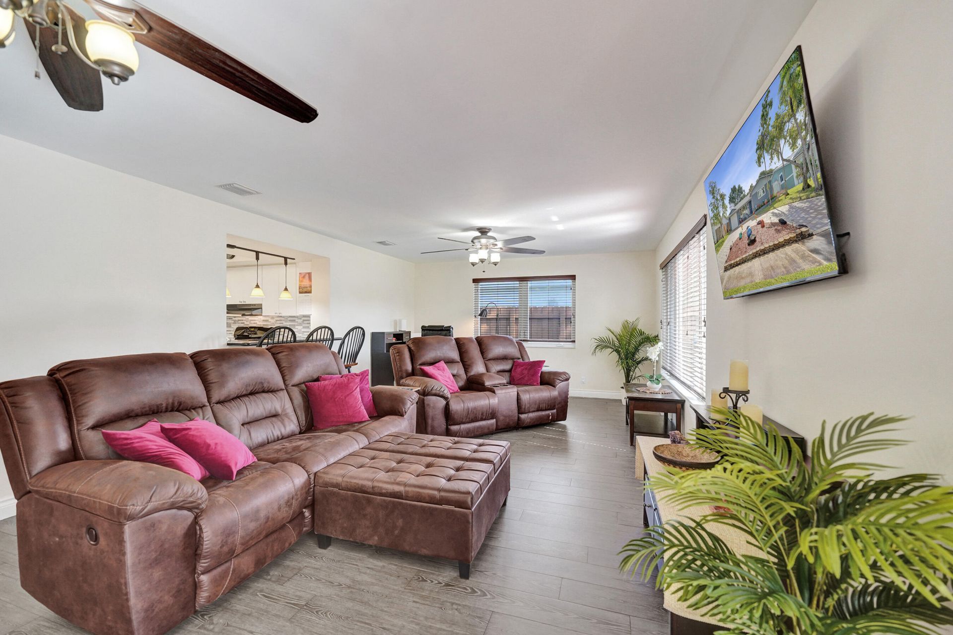 1921 N 49th Avenue, Hollywood, FL 33021 Photo