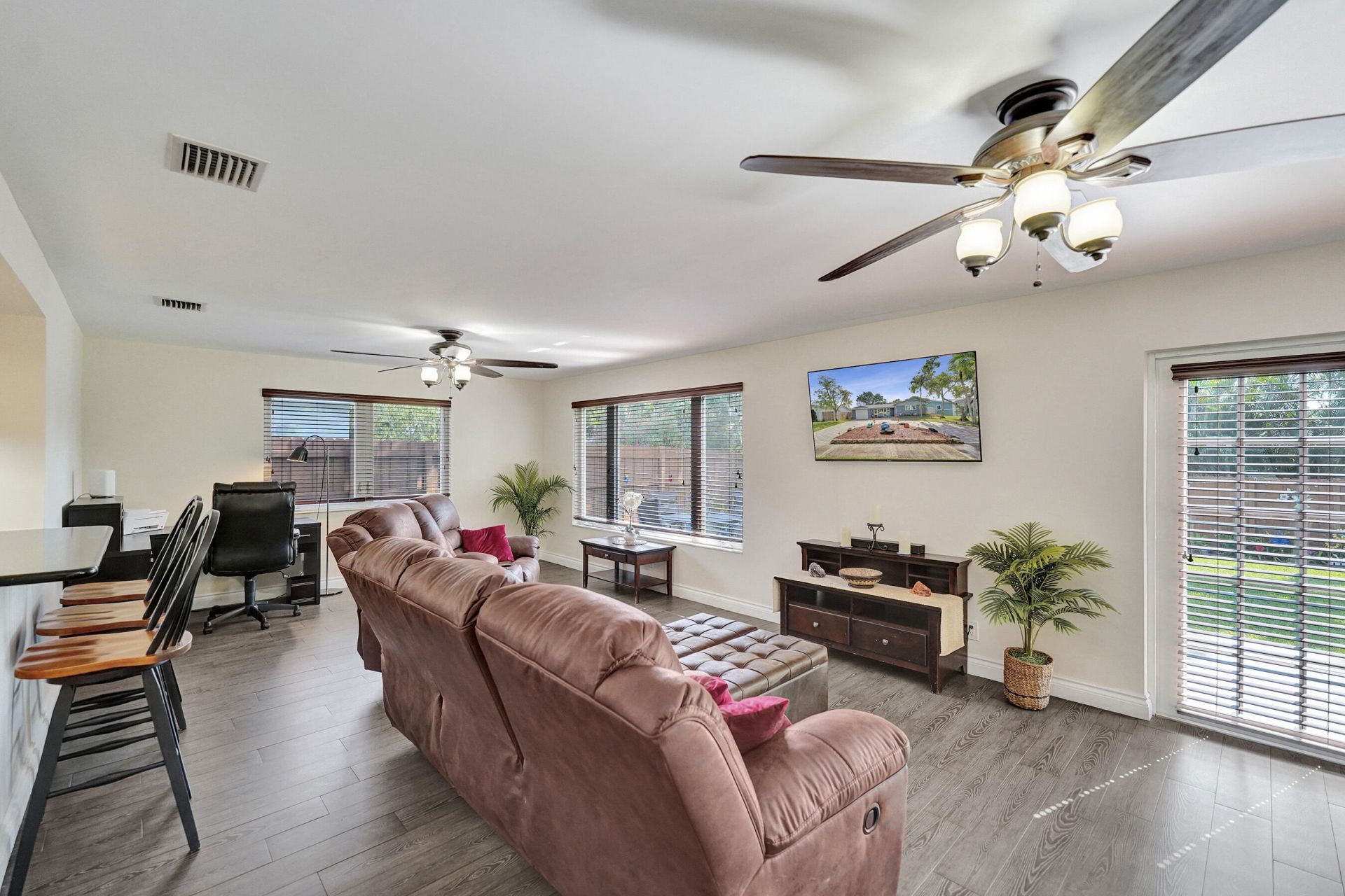 1921 N 49th Avenue, Hollywood, FL 33021 Photo