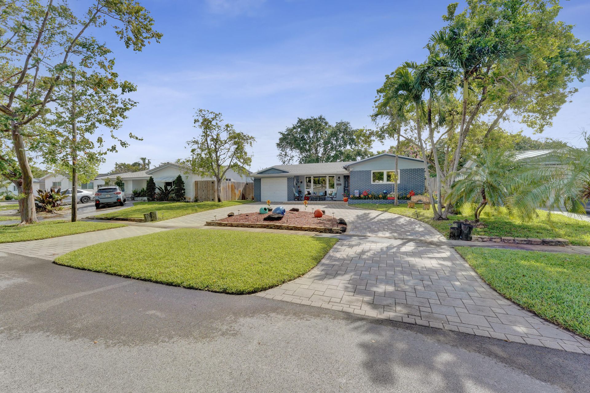 1921 N 49th Avenue, Hollywood, FL 33021 Photo