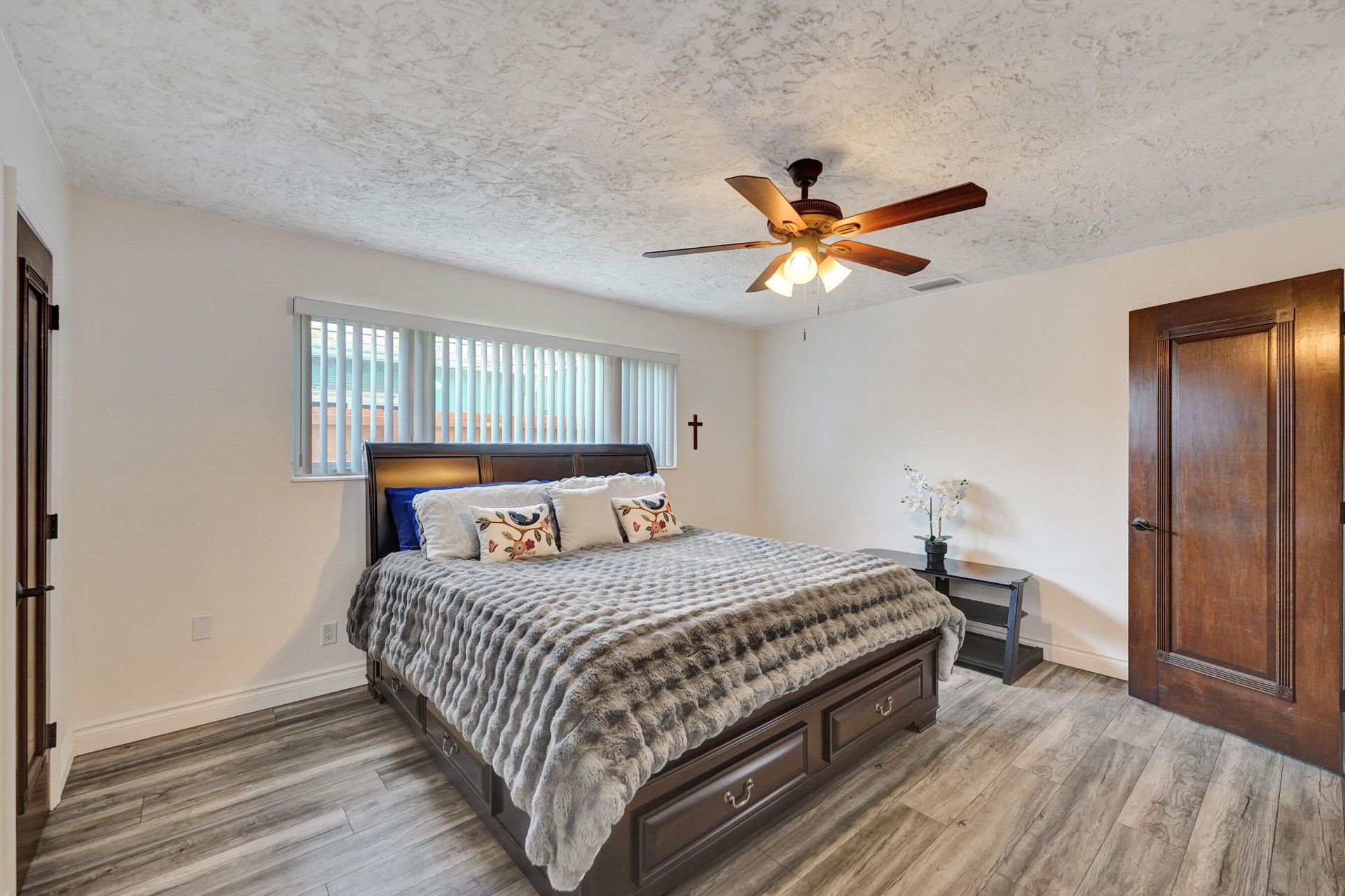 1921 N 49th Avenue, Hollywood, FL 33021 Photo