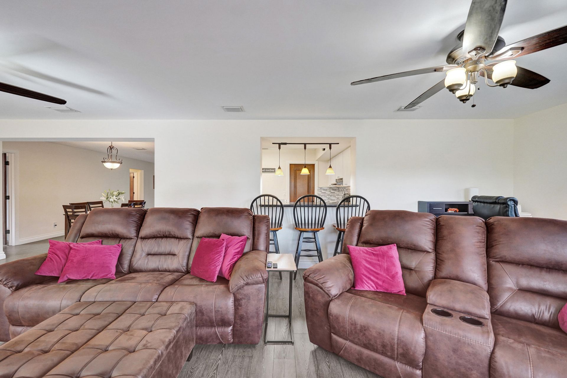 1921 N 49th Avenue, Hollywood, FL 33021 Photo