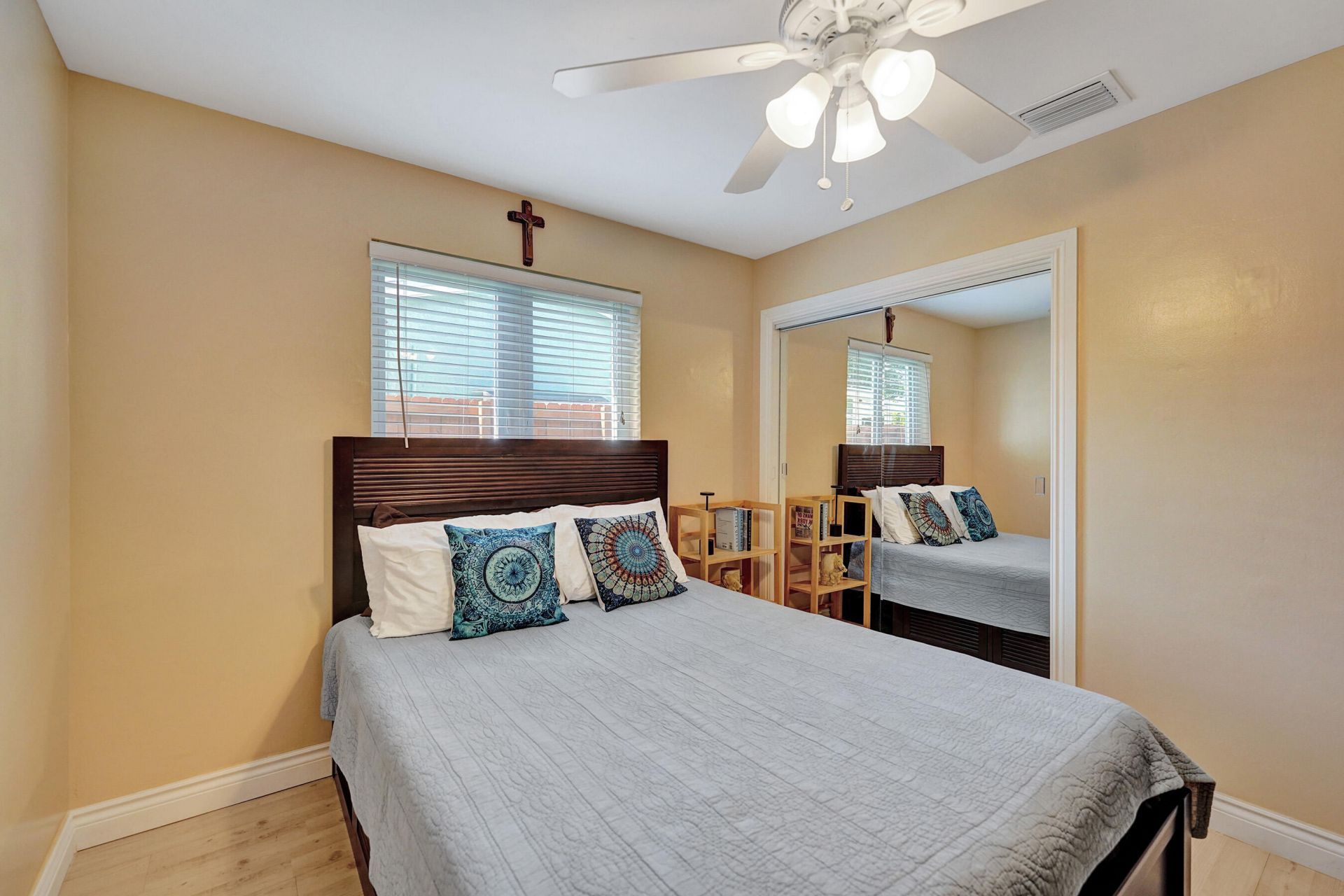 1921 N 49th Avenue, Hollywood, FL 33021 Photo