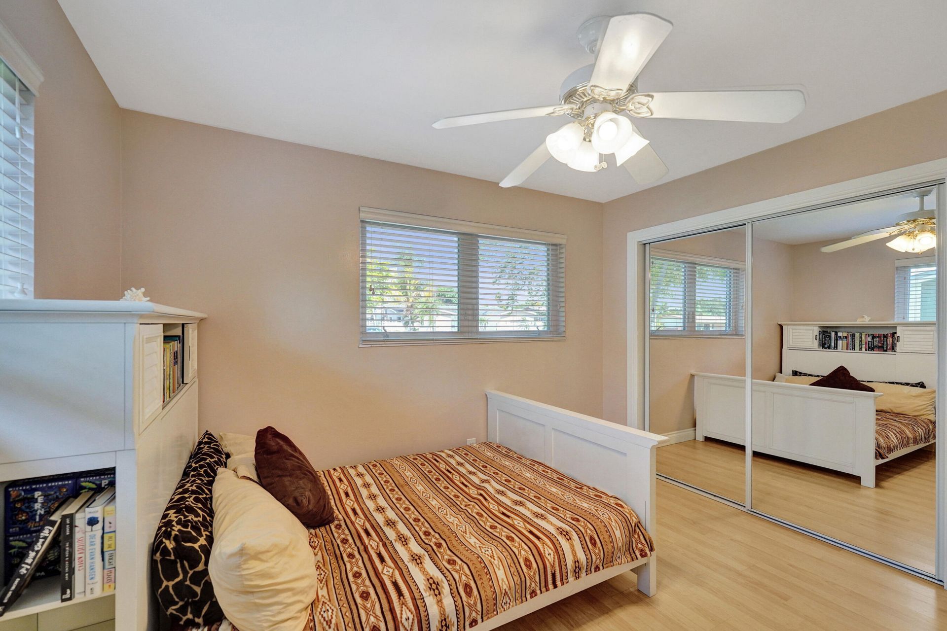 1921 N 49th Avenue, Hollywood, FL 33021 Photo