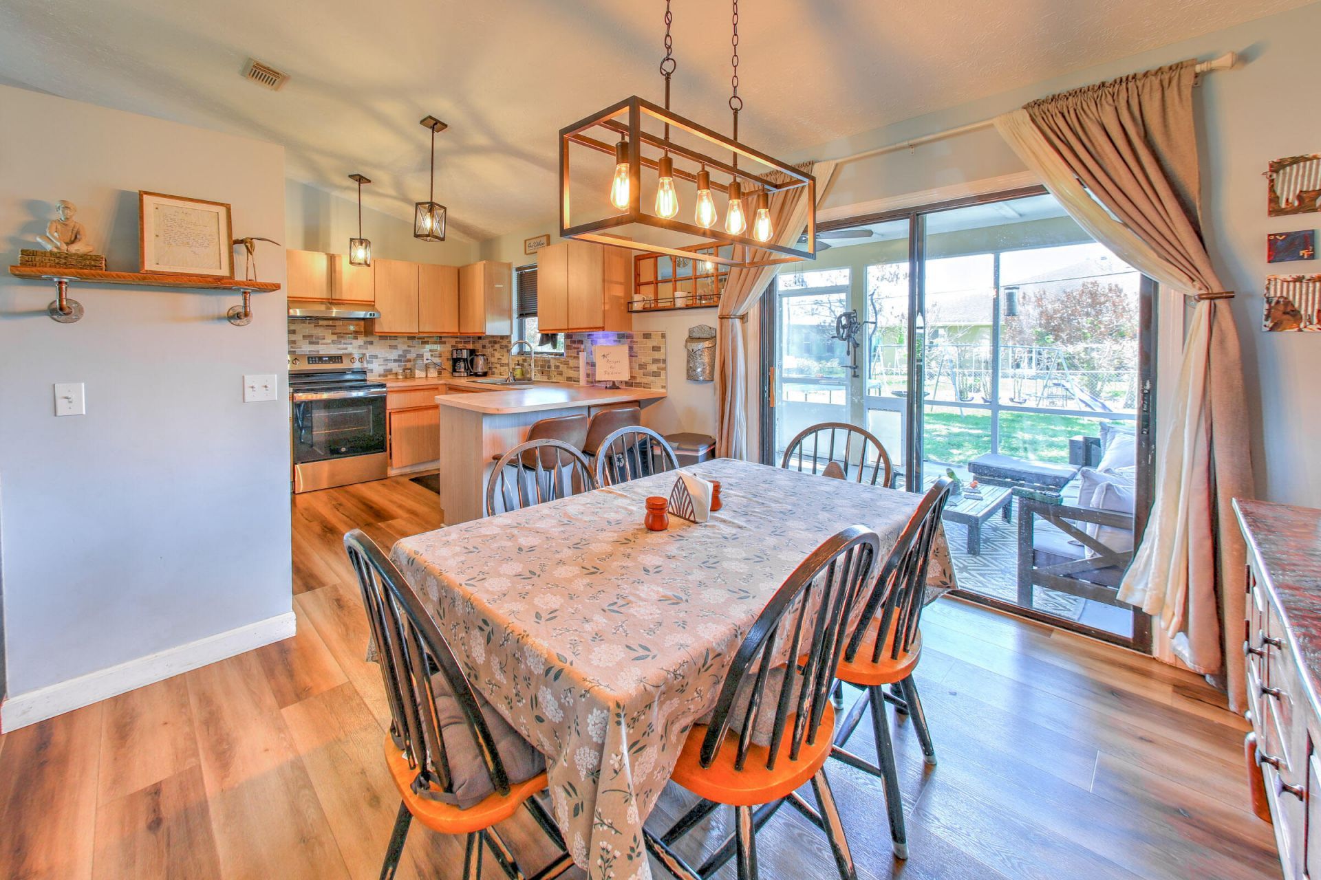 1092 SW Alcantarra Boulevard, Port Saint Lucie, FL 34953 Photo