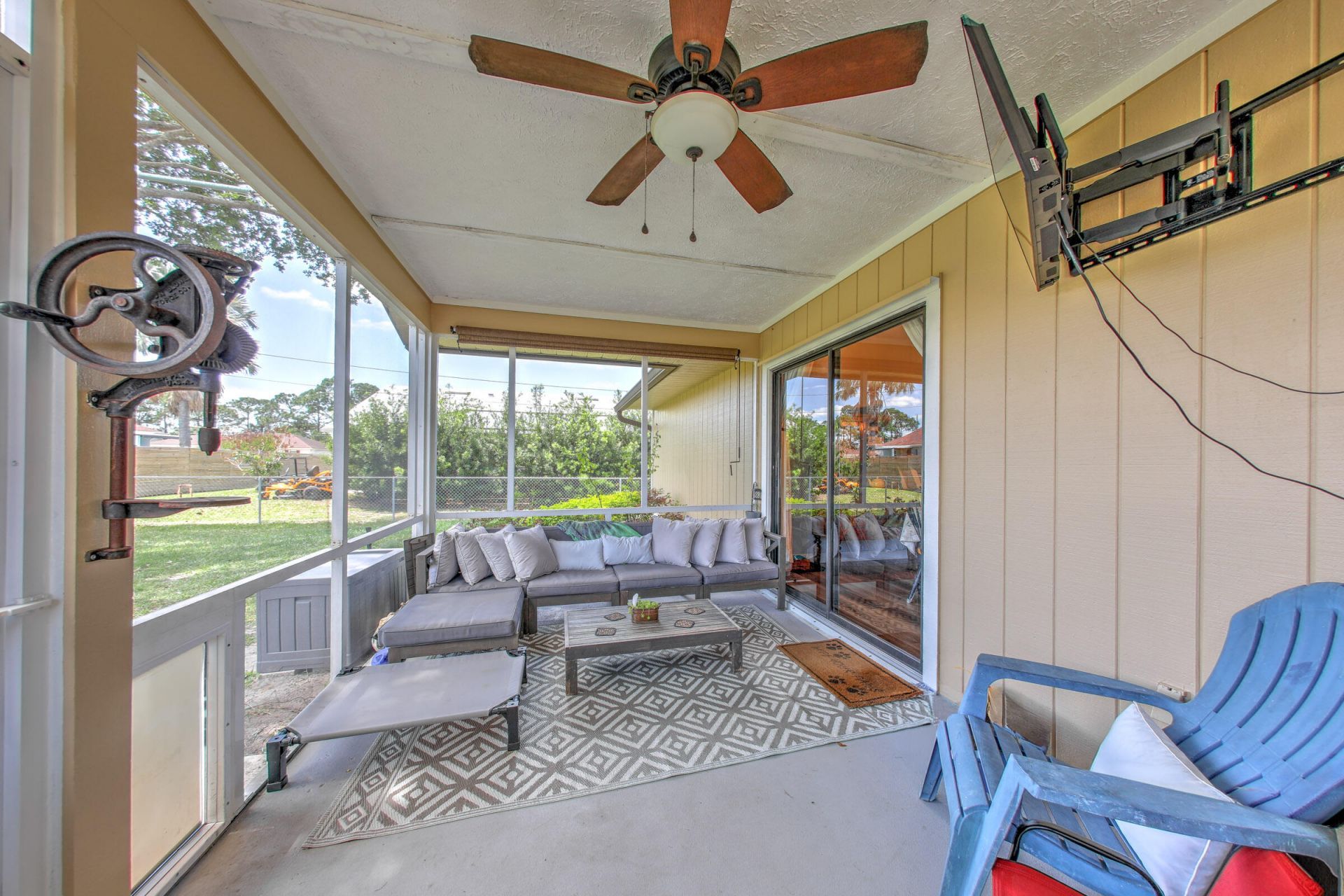 1092 SW Alcantarra Boulevard, Port Saint Lucie, FL 34953 Photo