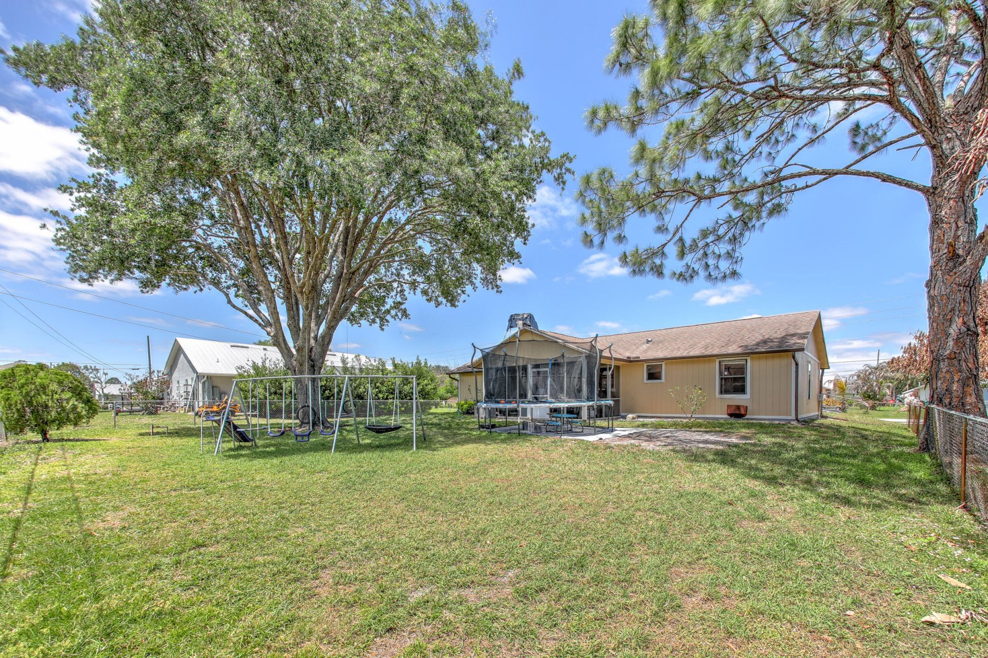 1092 SW Alcantarra Boulevard, Port Saint Lucie, FL 34953 Photo