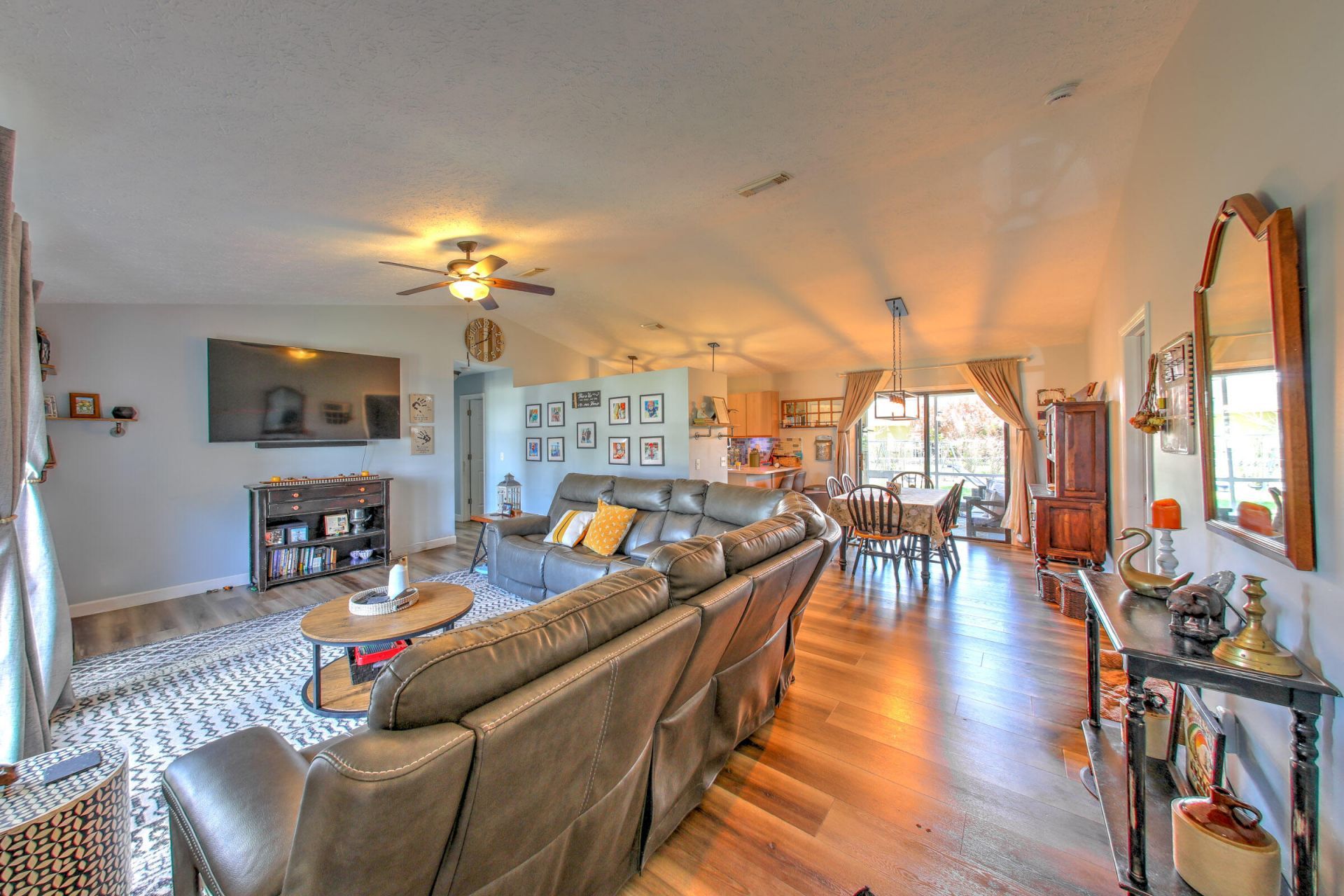 1092 SW Alcantarra Boulevard, Port Saint Lucie, FL 34953 Photo