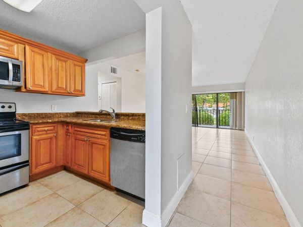 1445 Lake Crystal Drive, Unit F, West Palm Beach, FL 33411