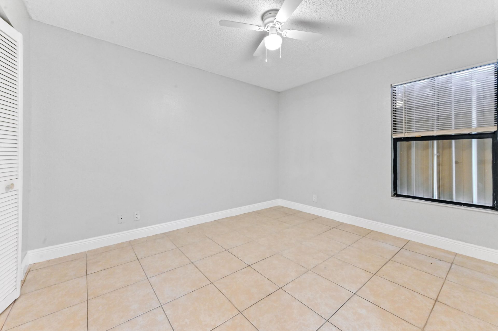 1445 Lake Crystal Drive, Unit F, West Palm Beach, FL 33411 Photo
