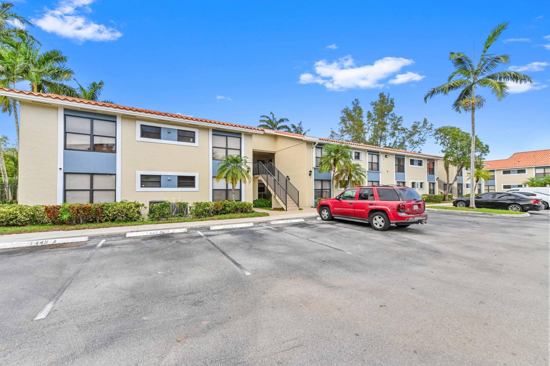 1445 Lake Crystal Drive, Unit F, West Palm Beach, FL 33411 Photo