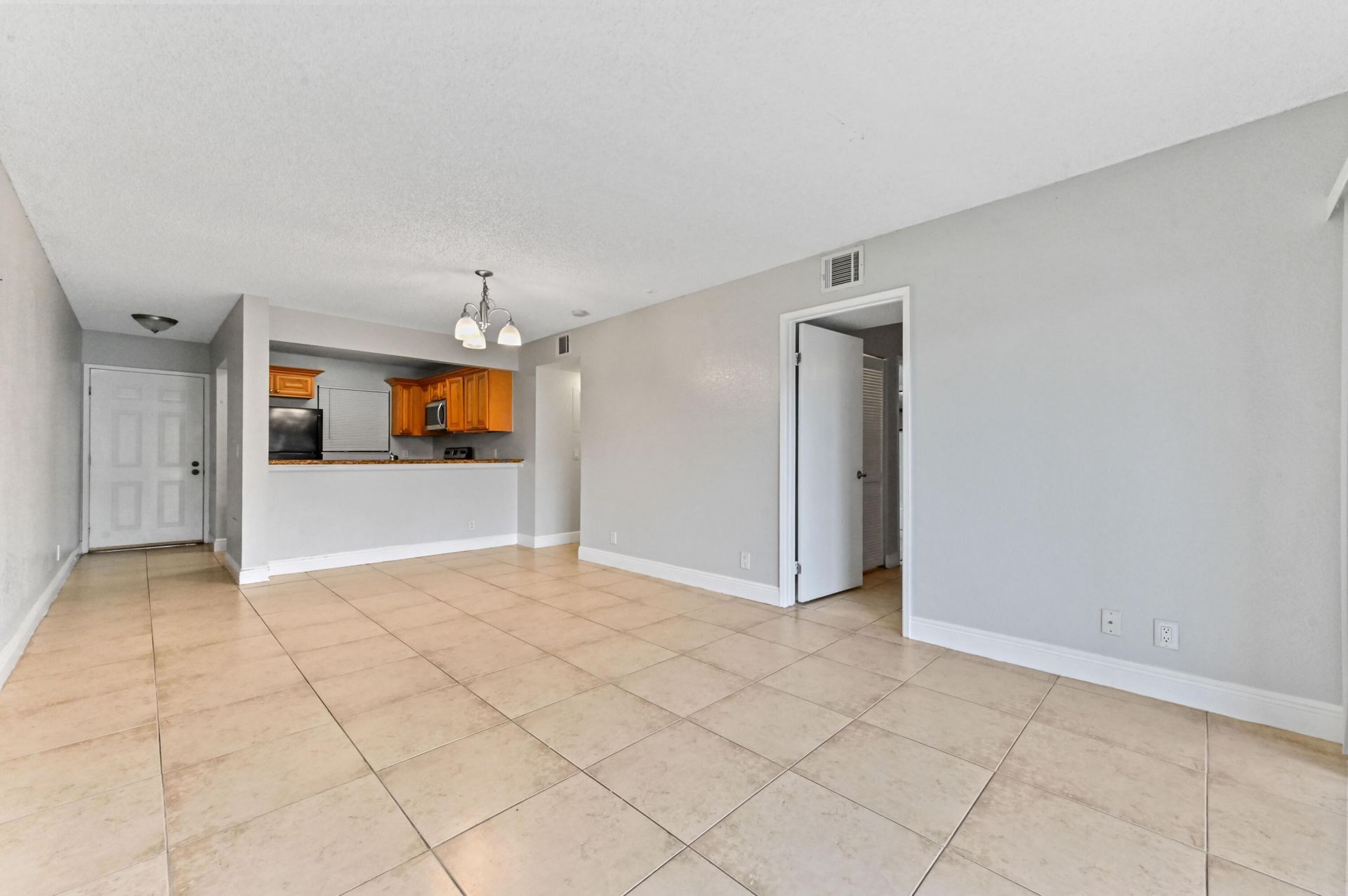 1445 Lake Crystal Drive, Unit F, West Palm Beach, FL 33411 Photo